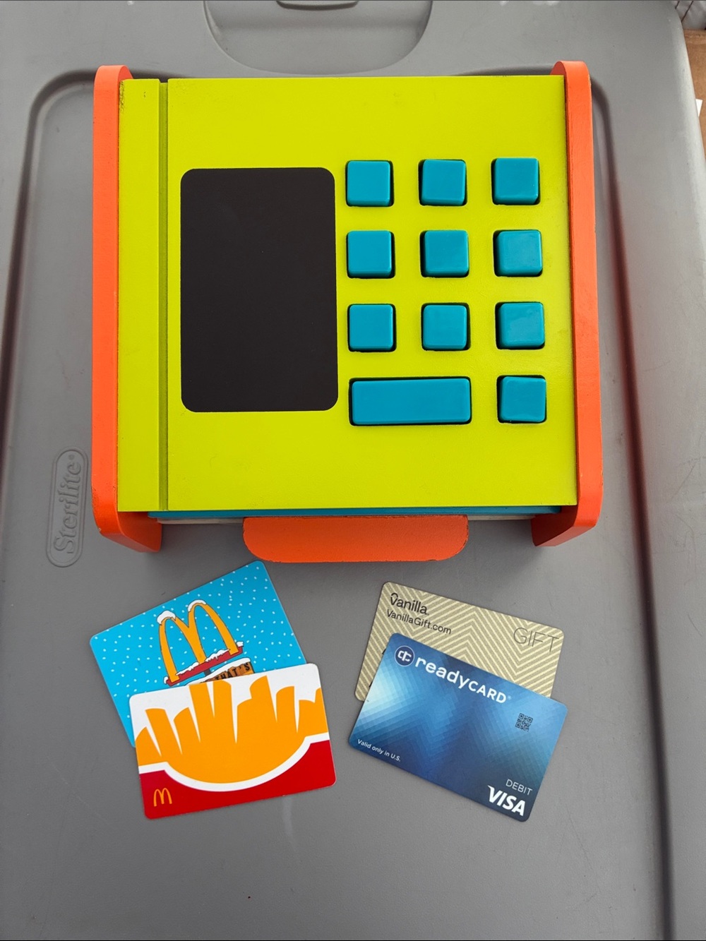 Kid Kraft Marketplace Cash Register Wood Toy Play Farmer’s Market Pretend